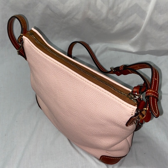 Like new Dooney & Bourke Pebble Grain Crossbody Bag blush - Picture 8 of 15